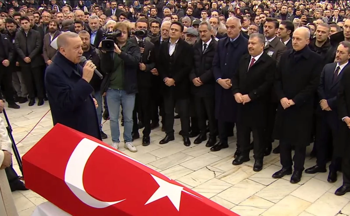 Alev Alatlı son yolculuğuna uğurlandı! Cenazeye Erdoğan'ın tabut başındaki sözleri damga vurdu