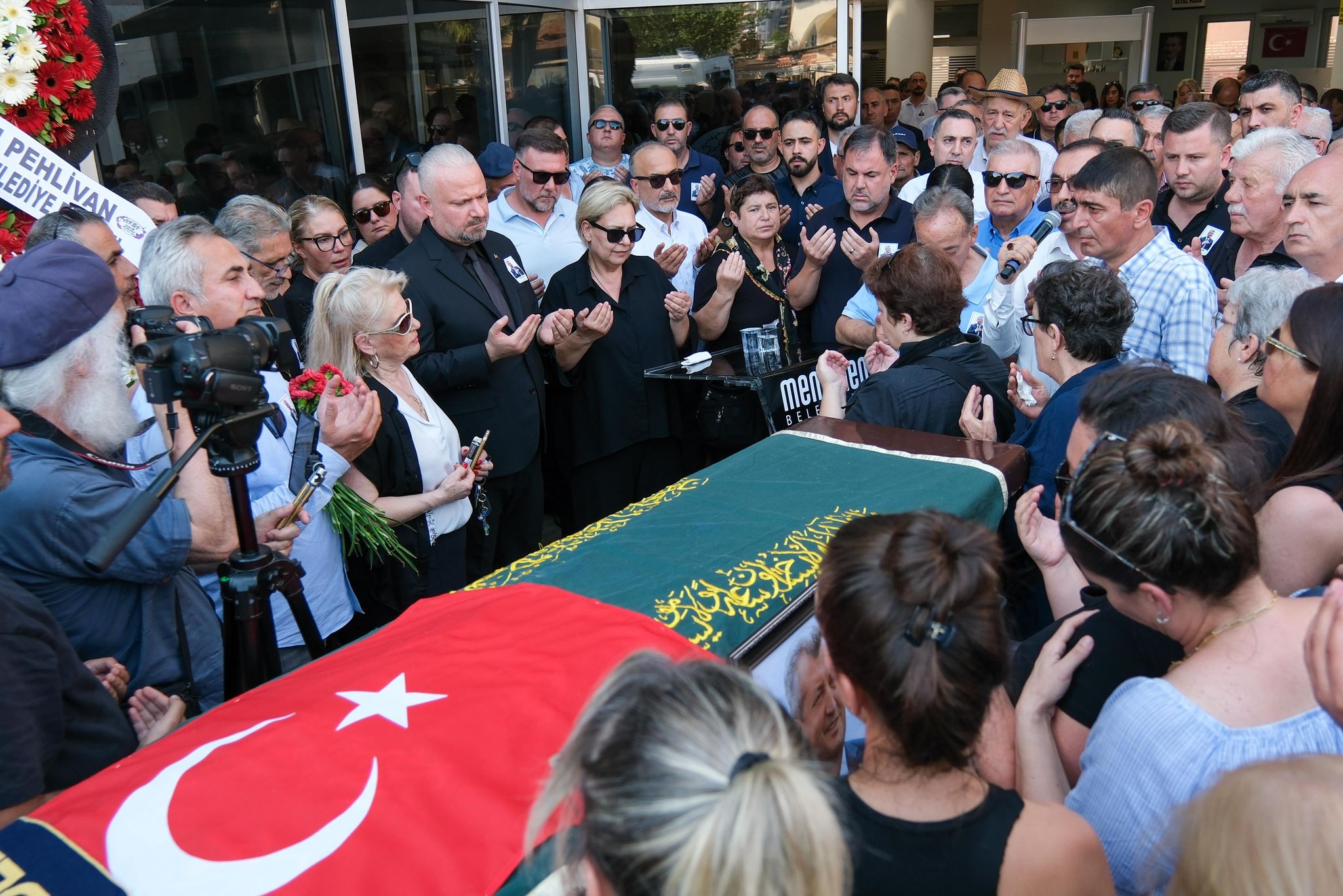Menemen Belediyesi'nde Tahir Şahin’e son görev